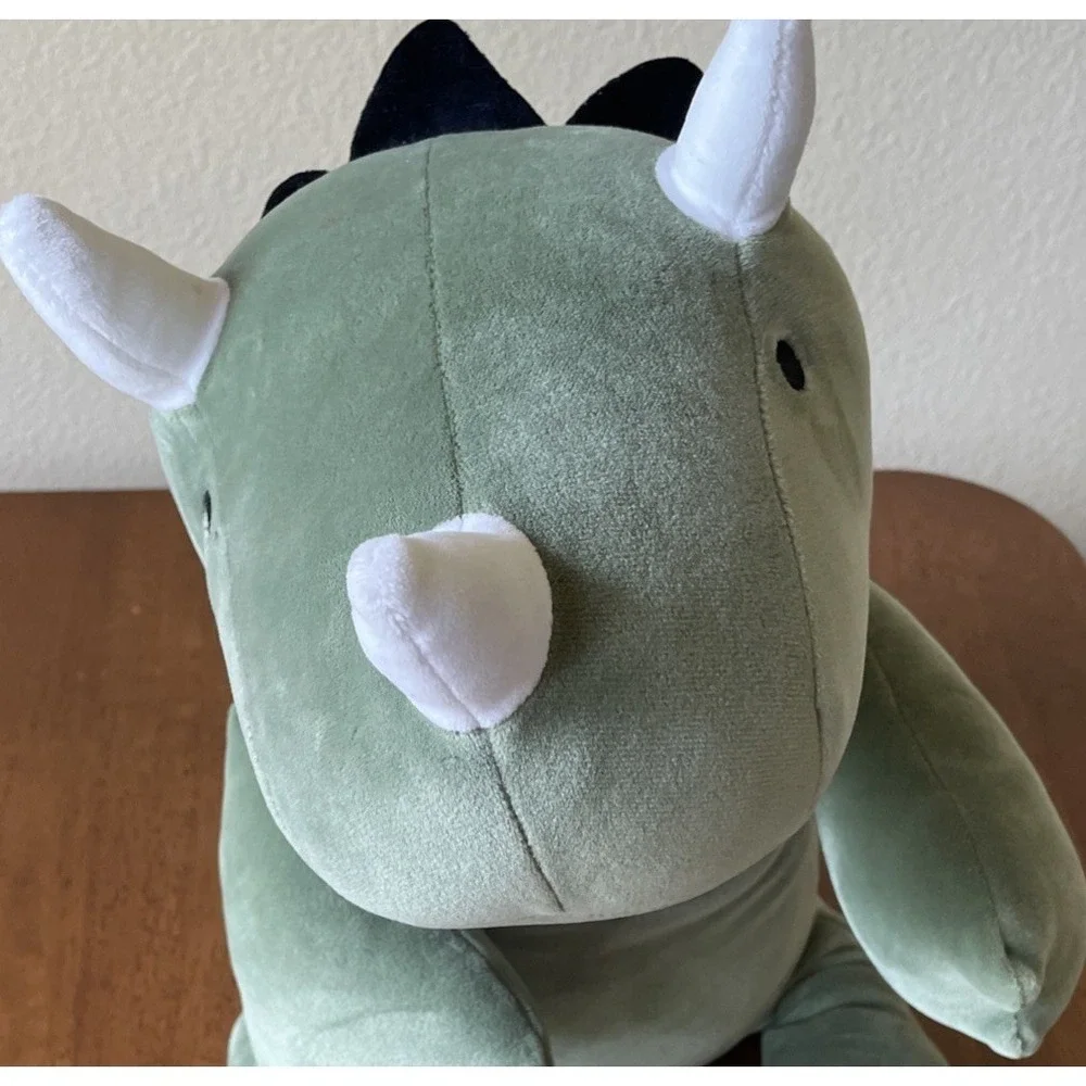 Pillowfort Weighted Stuffed Animal Green Dinosaur Plush Stuffie Stuffy Clean